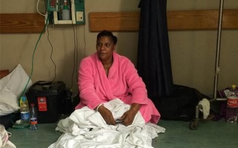 gallbladderliver Chronology Edenval waitting woman